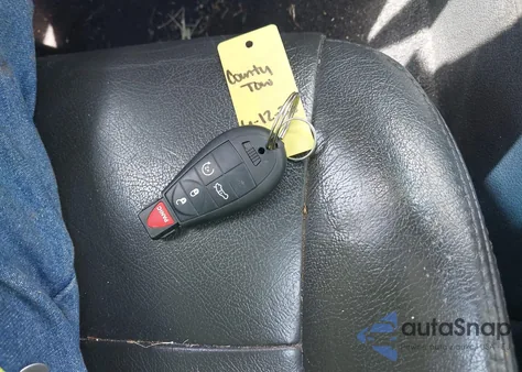 2010 Jeep Grand Cherokee Laredo z USA, uszkodzony, nr VIN 1J4PR4GK4AC117108